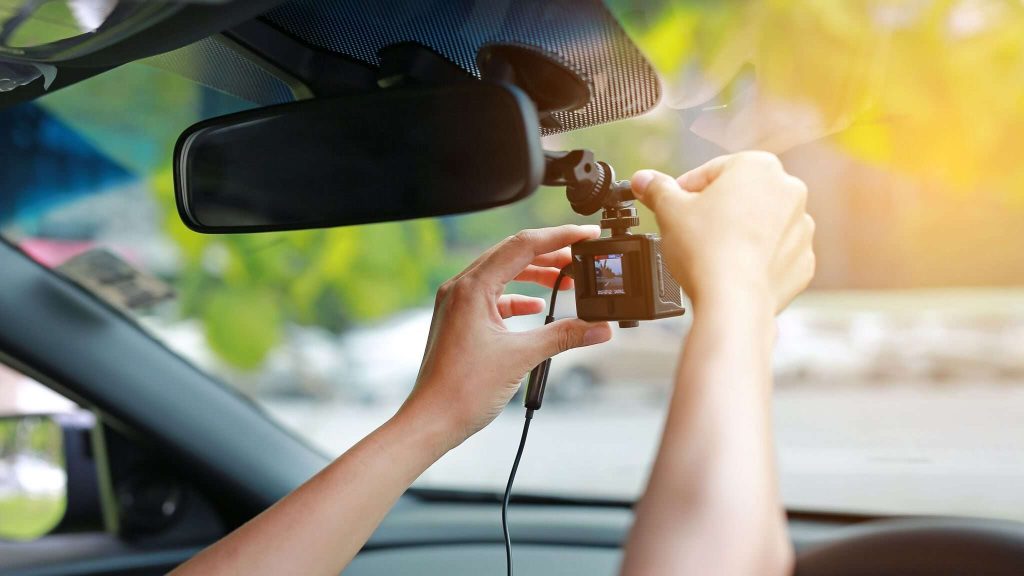 Lợi ích của việc sử dụng Camera hành trình ô tô